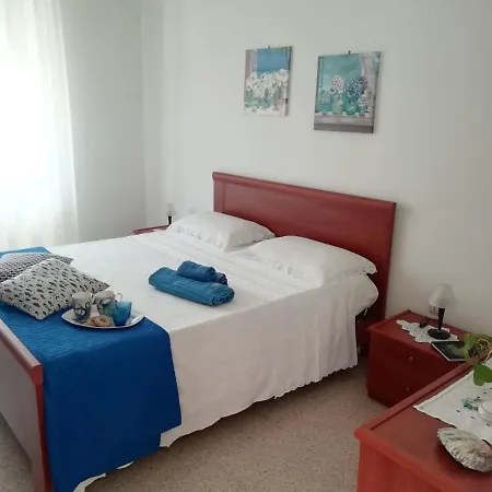 Holiday home Villetta Sirene *